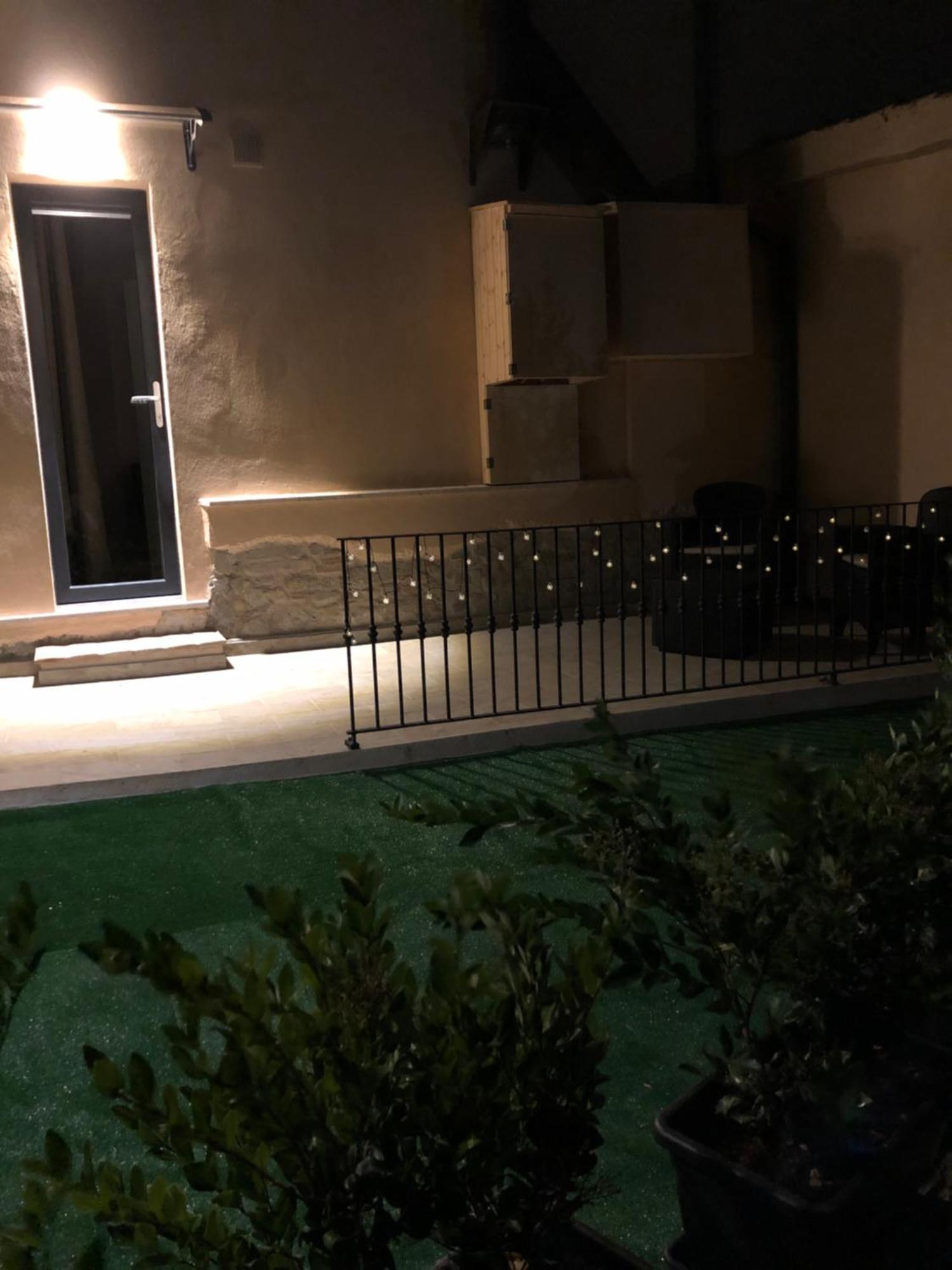 Queen Appartamenti E Camere Campofilone Kültér fotó